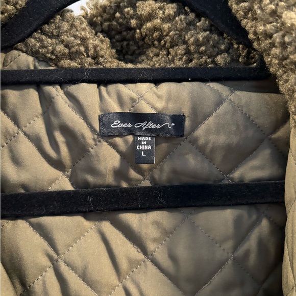 Teddy Zip Up - Picture 6 of 6